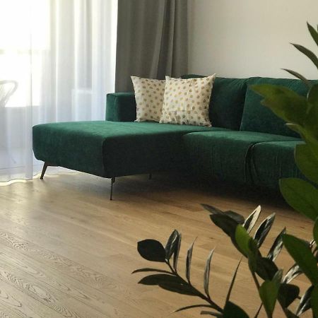 New Modern Urban Apartment Bratislava Esterno foto