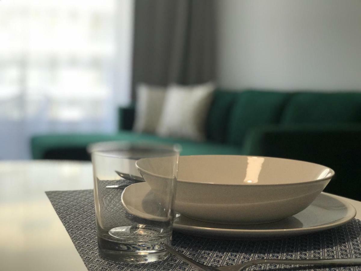 New Modern Urban Apartment Bratislava Esterno foto